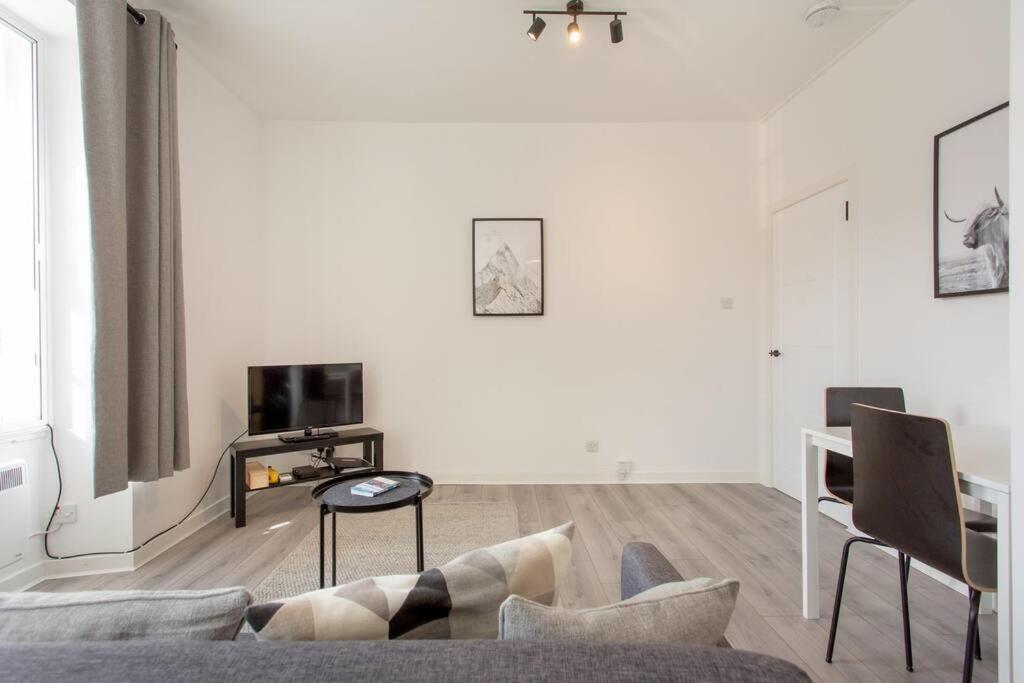 Appartement Modern & Bright 1 Bed For 4 Close To Centre!