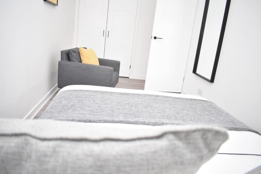 Appartement Modern & Bright 1 Bed For 4 Close To Centre!